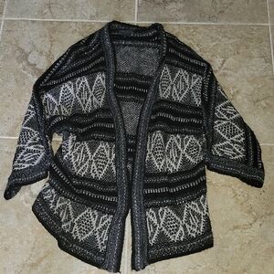 Romeo + Juliet Couture Black & Ivory Geo Knit Open Cardigan Boho Tribal Cozy L